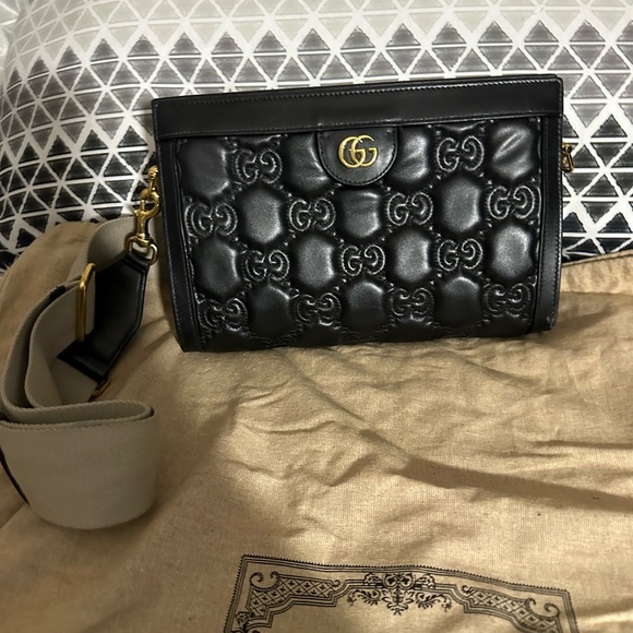 GG Maltelase Small Shoulder Bag - Picture 2 of 13